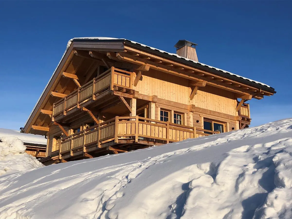 Chalet Nanook location